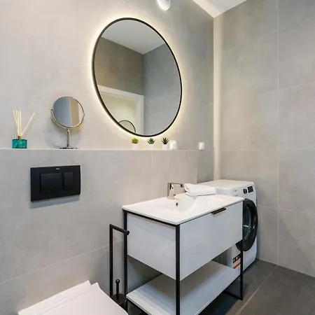 شقة Widokowy Wojciechowskiego Parking I Loggia By Renters Prestige بوزنان
