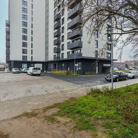 Apartament Widokowy Wojciechowskiego Parking I Loggia By Renters Prestige Poznań