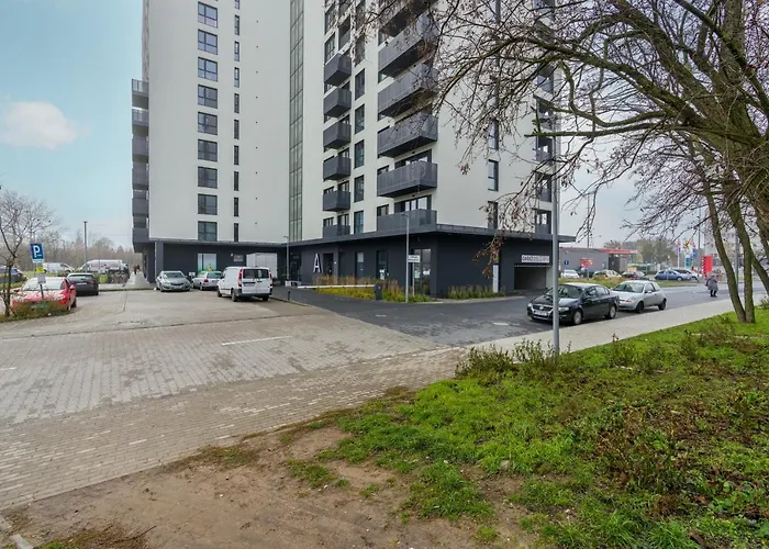 Daire Widokowy Wojciechowskiego Parking I Loggia By Renters Prestige Poznan