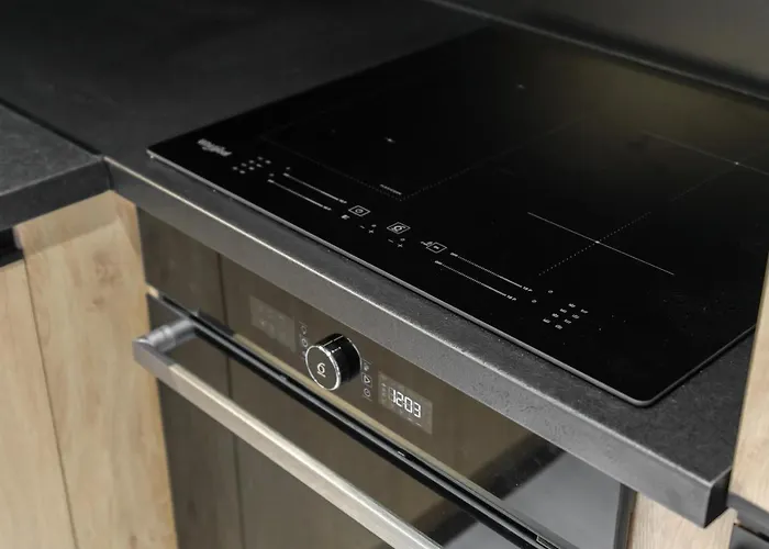 아파트 Widokowy Wojciechowskiego Parking I Loggia By Renters Prestige 포즈난